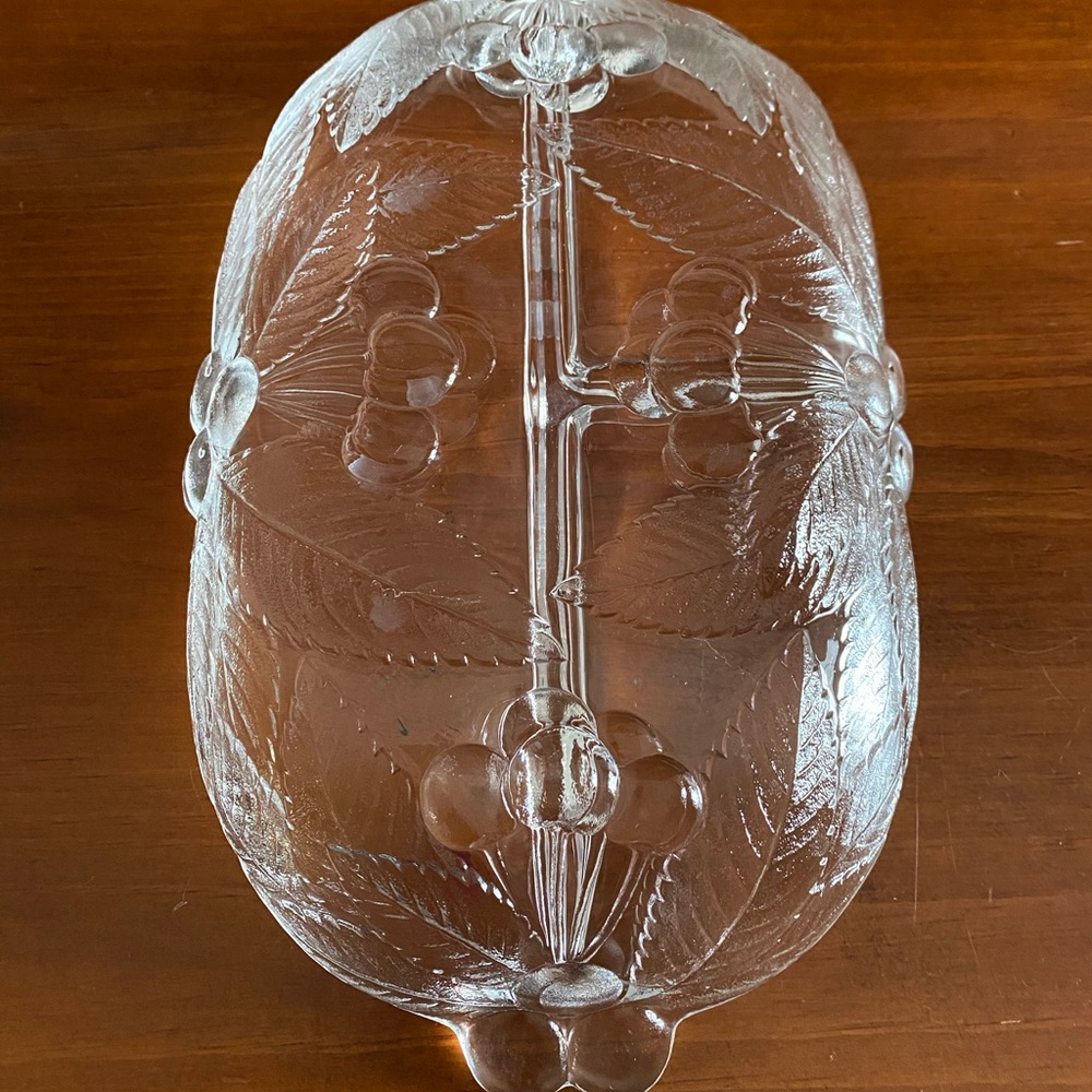 Mikasa Bountiful Cherries Divided Serving Dish - Picture 5 of 7